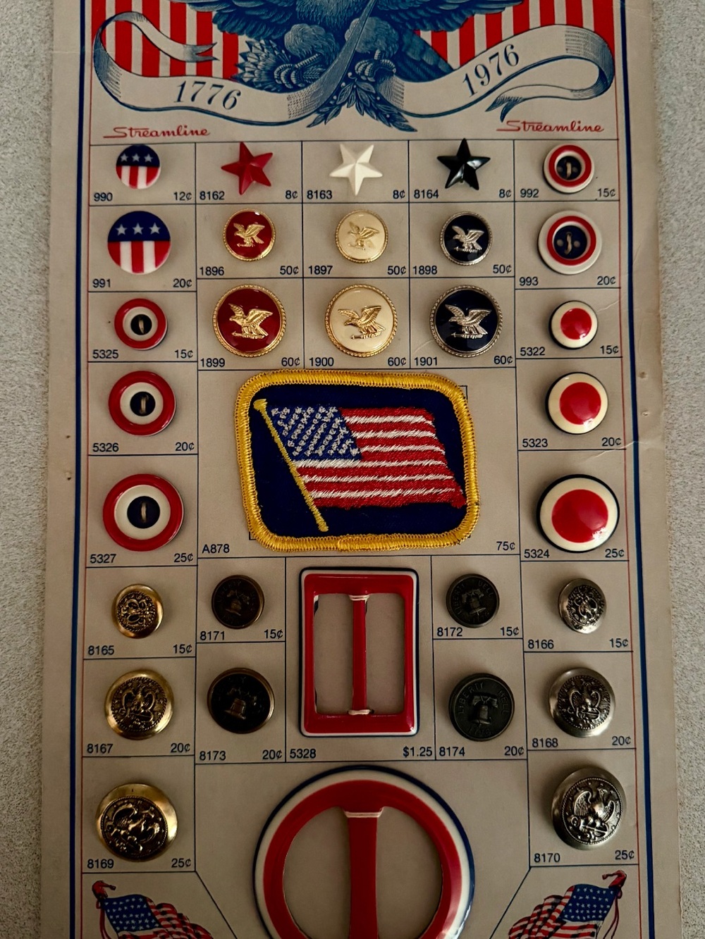 American Flag Patch & Red Trim Button Set - Patriotic